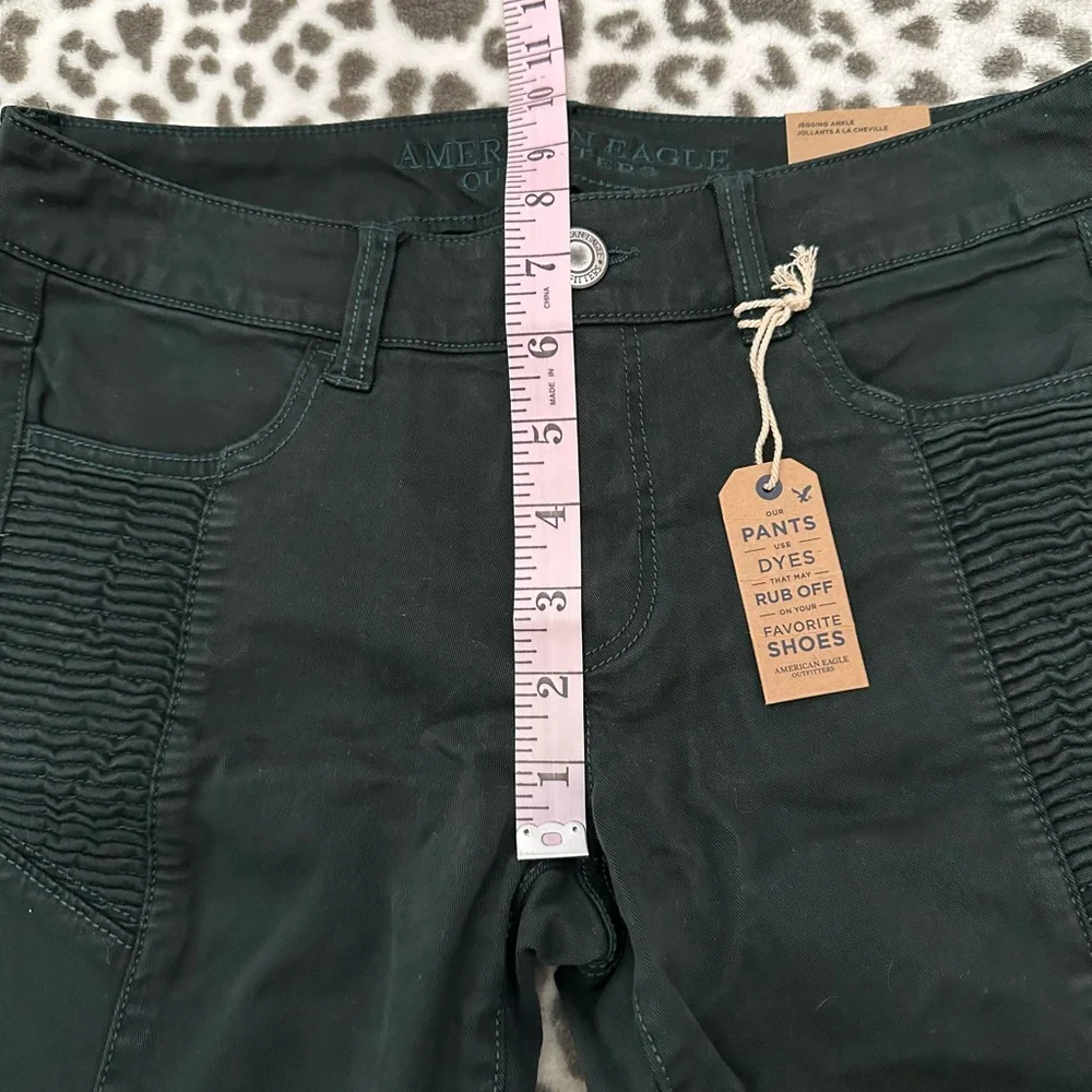 2013 American Eagle Jegging Ankle in Black Size 4 Long Women’s